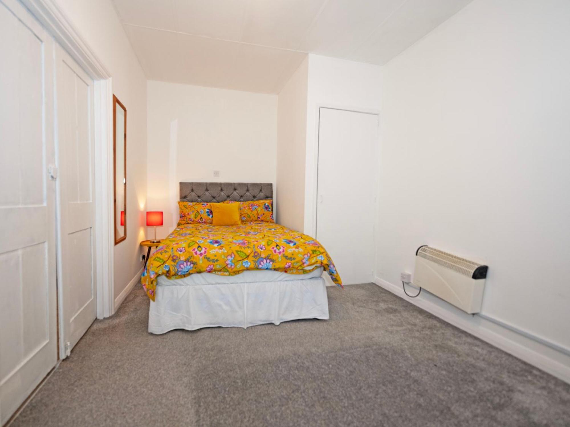 Flat In Clapham Budget Friendly Stay 런던 외부 사진