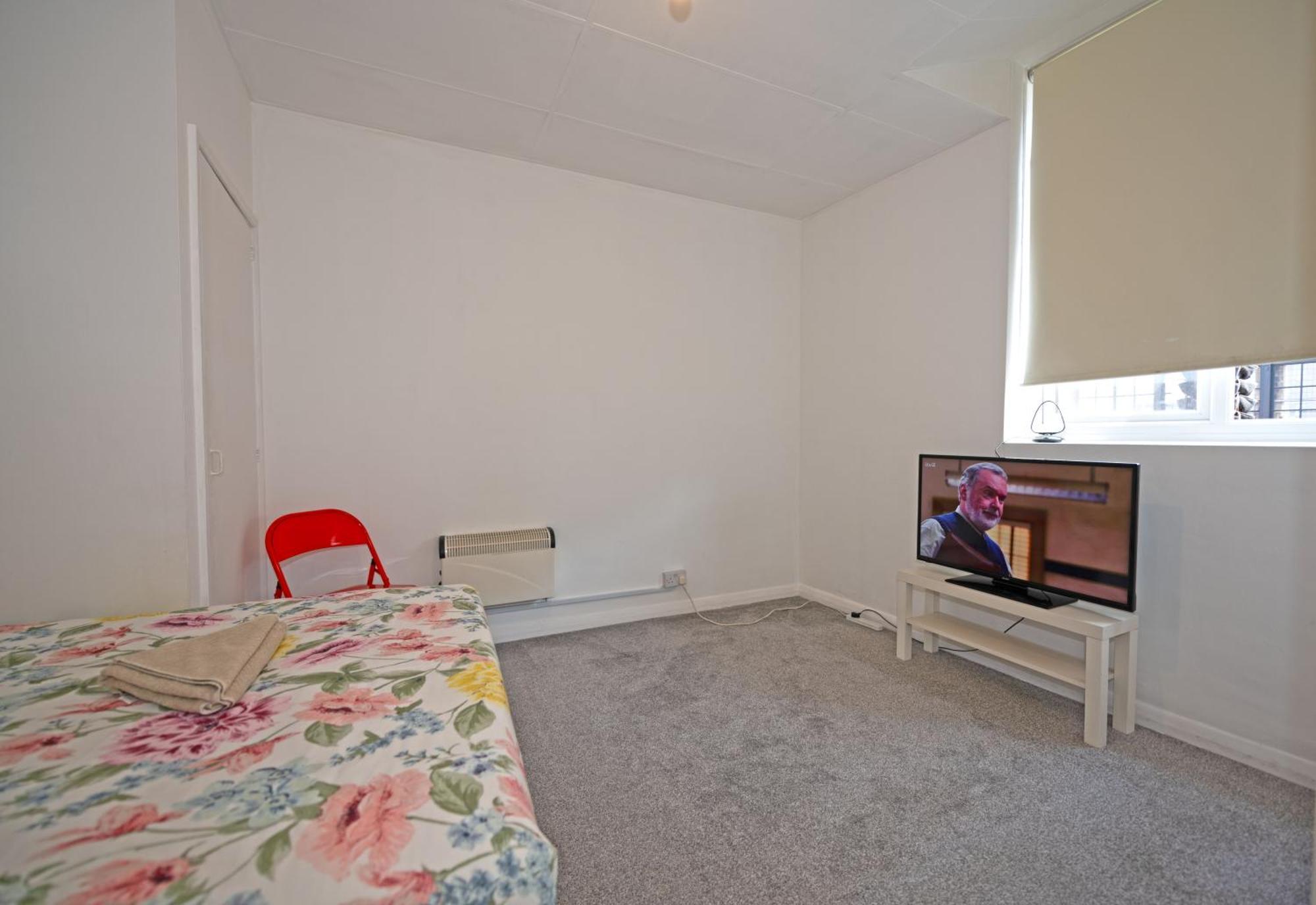 Flat In Clapham Budget Friendly Stay 런던 외부 사진